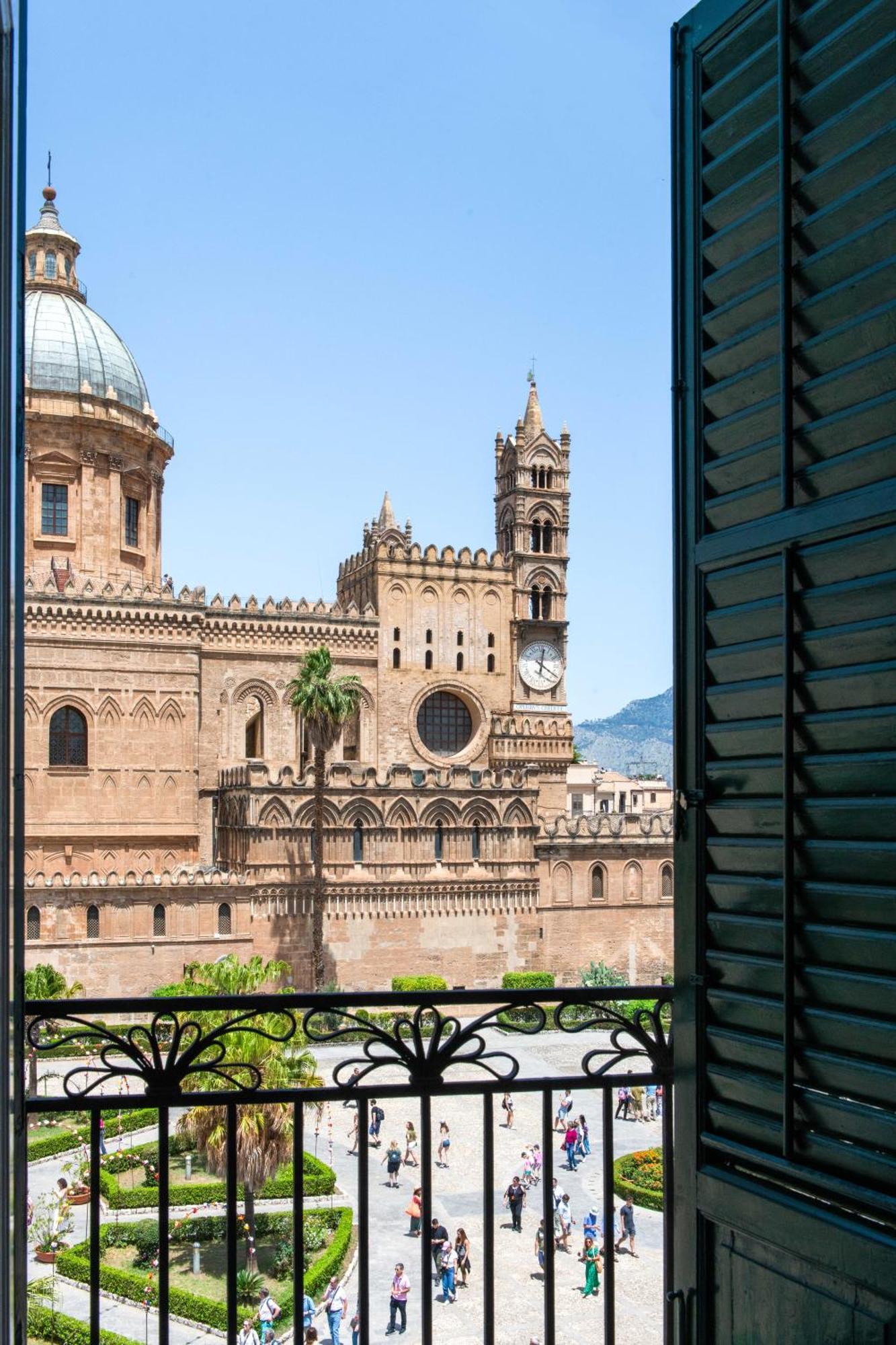 Cathedral View Apartments Palermo Buitenkant foto